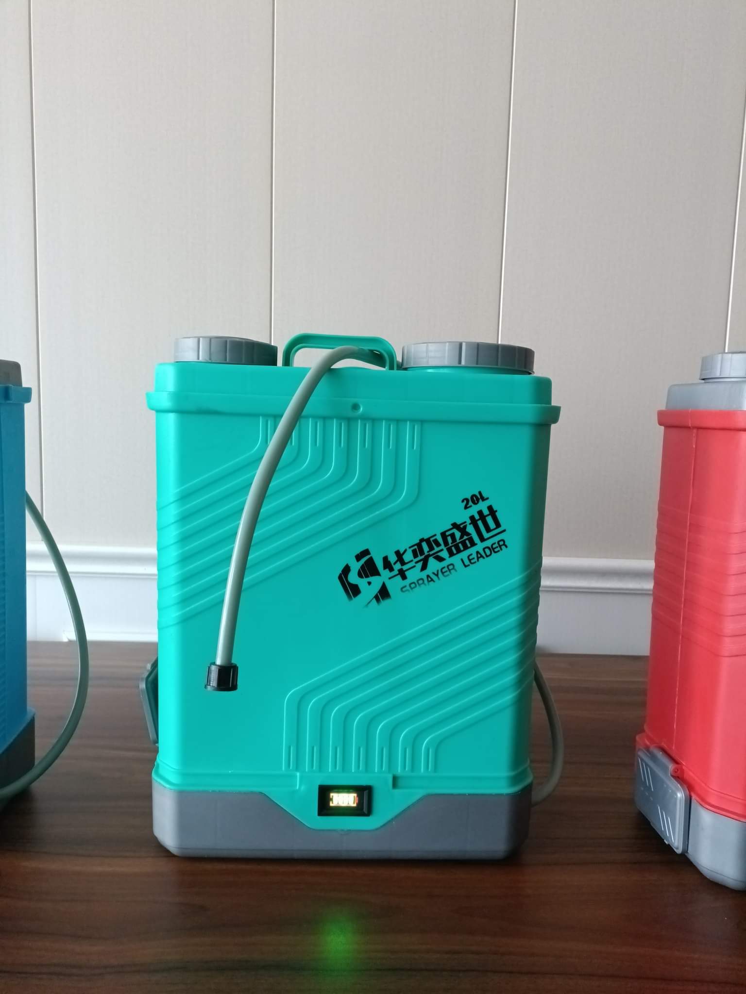 HED Double Motor Battery Sprayer| 12x12 (16LTR) - Image 3