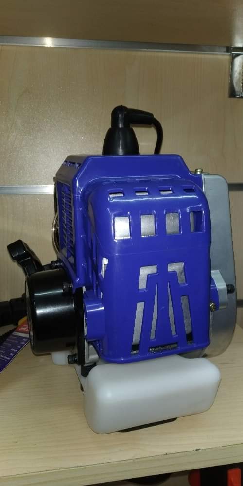 HED Aspee 2 stroke brush cutter - Image 6