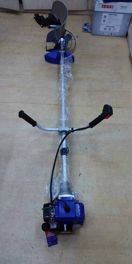 HED Aspee 2 stroke brush cutter - Image 8