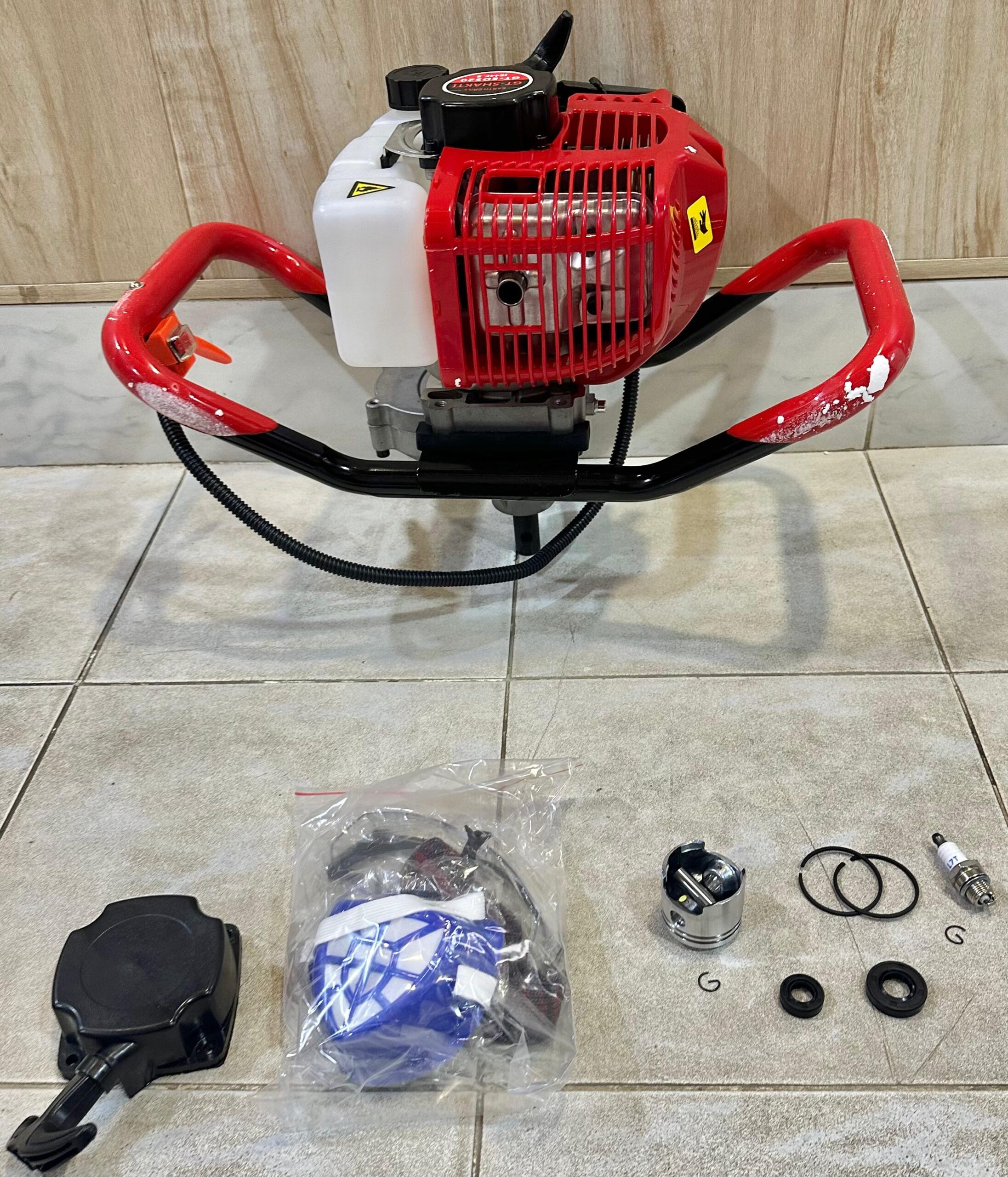 HED Earth Auger 63cc With 2 Auger Bit Free - Image 5