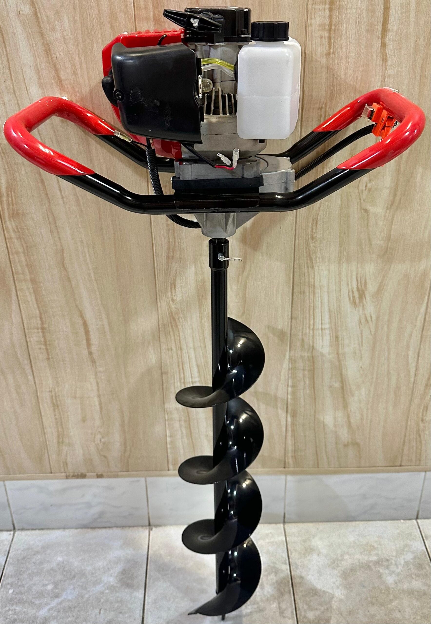 HED Earth Auger 63cc With 2 Auger Bit Free - Image 2