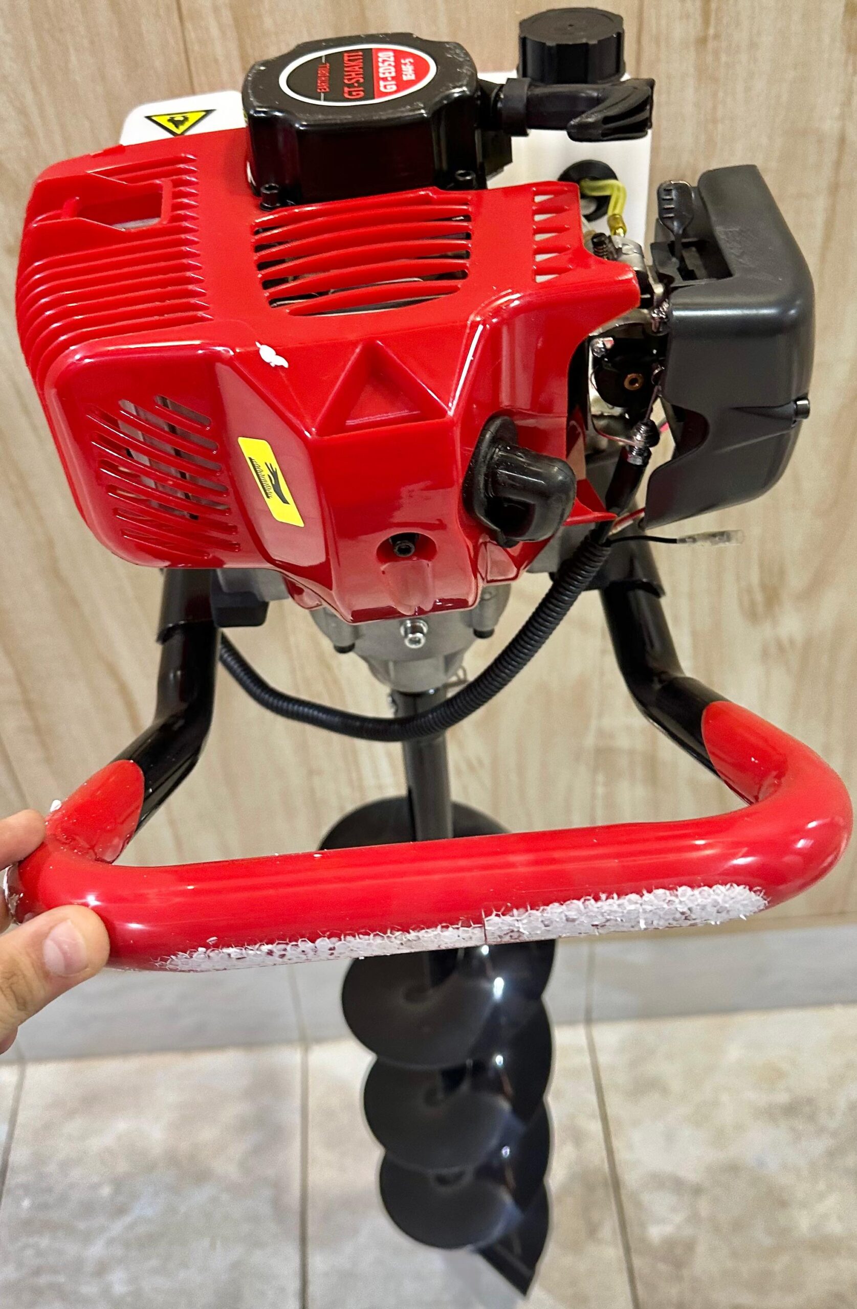 HED Earth Auger 63cc With 2 Auger Bit Free - Image 6